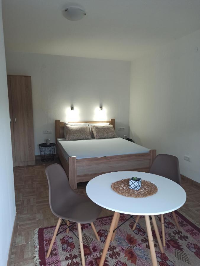 Lastva Holliday Rooms Μπούντβα Εξωτερικό φωτογραφία
